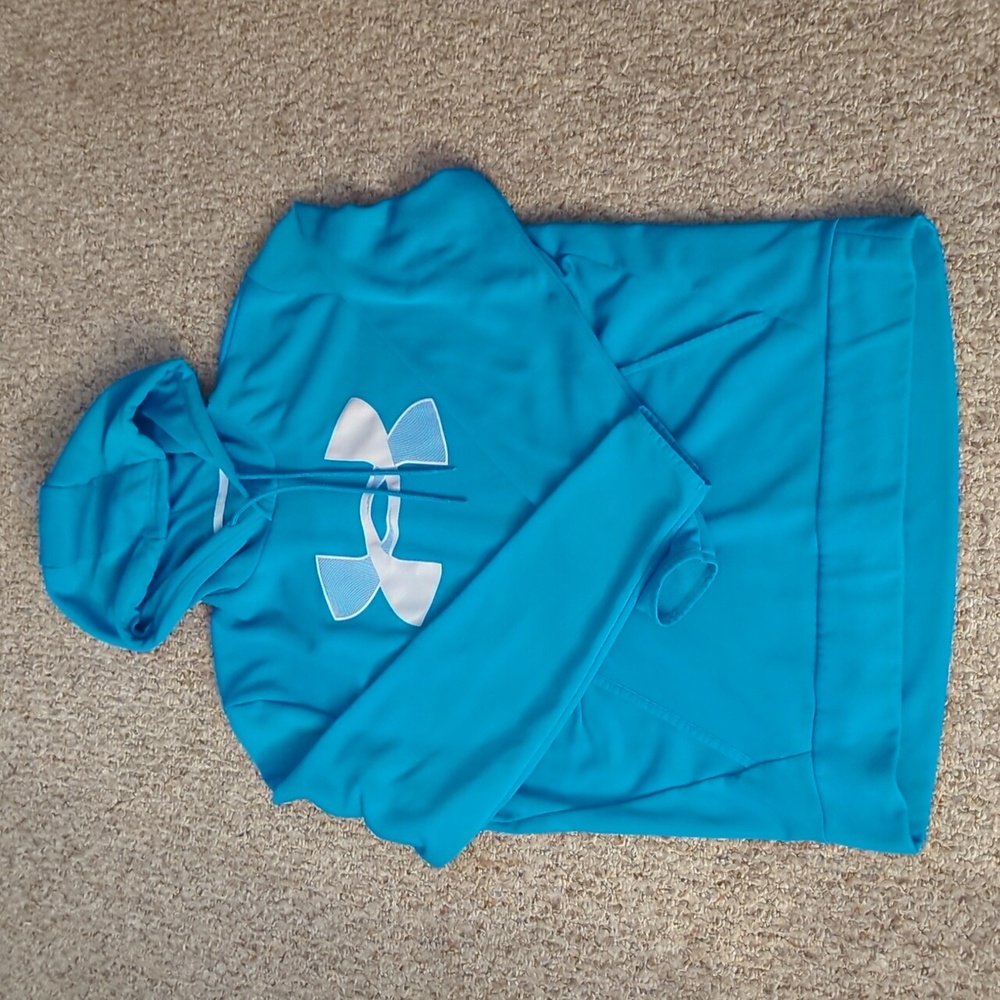 Under Armour Long Sleeve Drawstring Hoodie